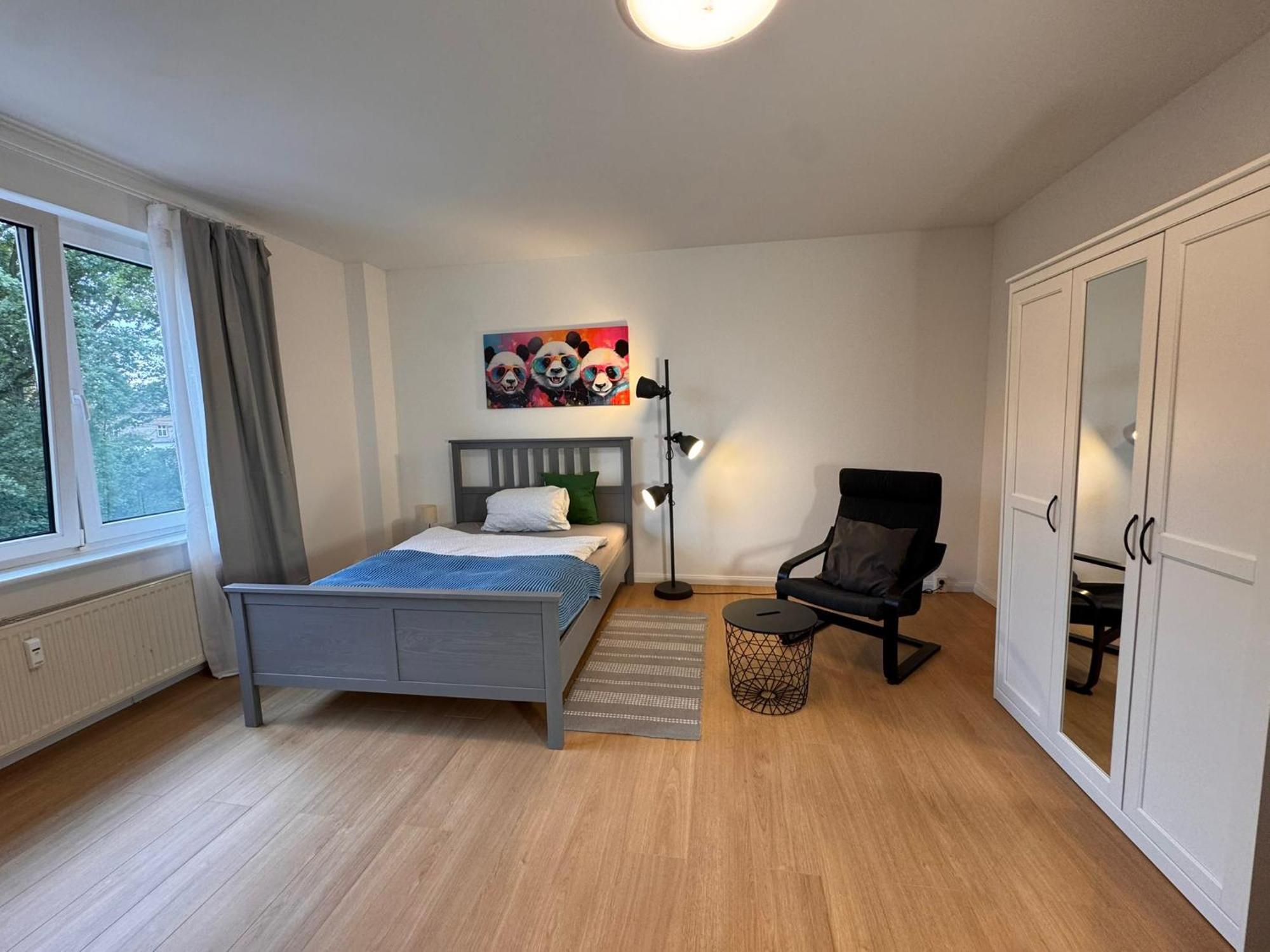 Fc-Apartmenthaus Falkensee Mit Grossem Garten Und Pkw Stellflaechen Exterior foto